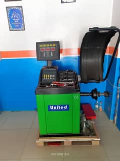 wheel Alignment and wheel balancer machine  with A to Z tools set sell