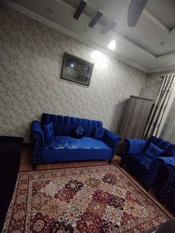 5 seater sofa blue colour 0