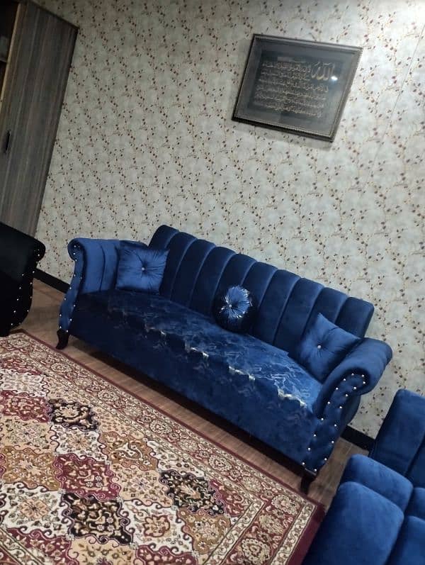 5 seater sofa blue colour 4