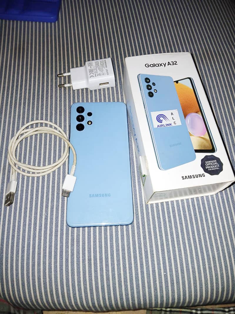 Samsung A32, 6/128 with complete saman with Box 1