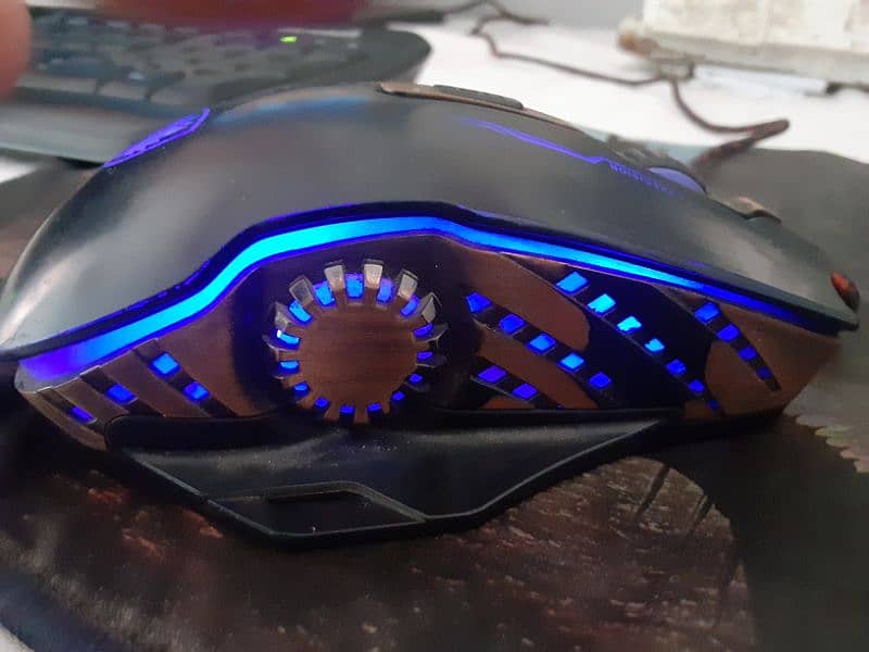 imported Ultra Precision Gaming Mouse 3