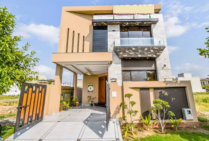 5 Marla Luxurious House For Sale In DHA Phase 6 Direct Owner Meeting 0