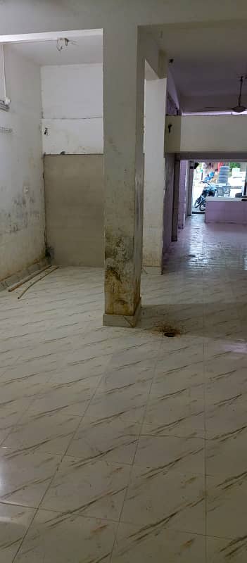 95000. gulshan block 16 big shop rent. best for. chai wala tandoor restaurant iftikhar estate 5