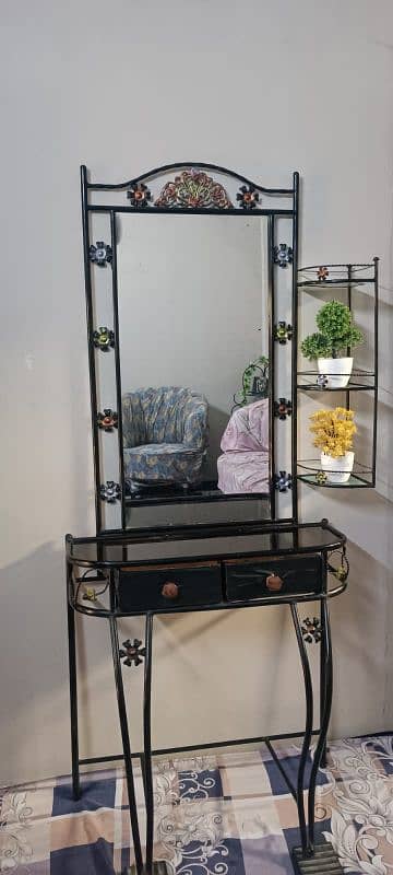 iron rod Dressing Table with 3 side corners and 2 drawers 1