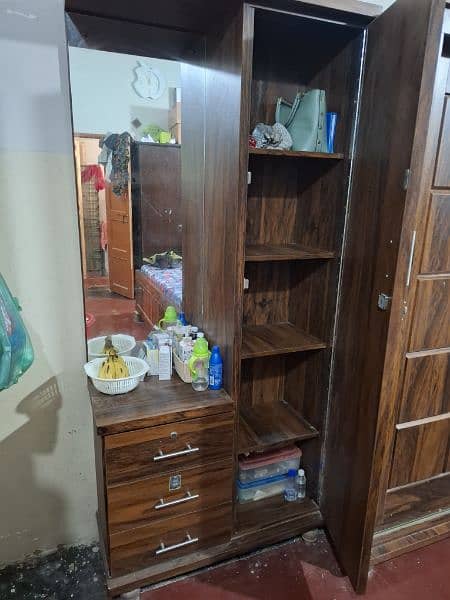 I am selling my home use furniture 5