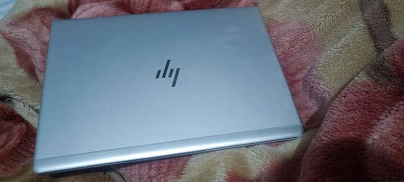 gaming laptop HP Elitebook 830g6 3