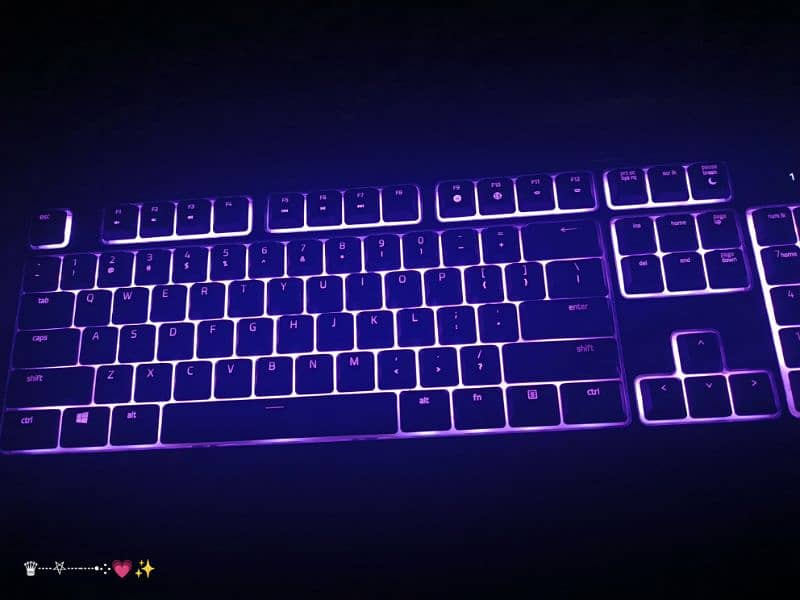 Razer Ornata Chroma, Mecha-Membrane Gaming Keyboard 2