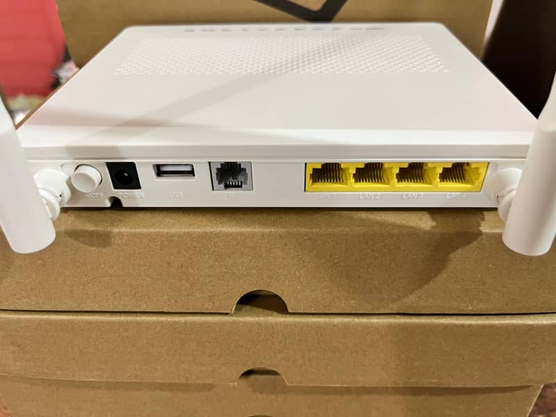 Huawei ONU HG8546M XPON FIBER OPTIC WIFI ROUTER (Without Box) 5