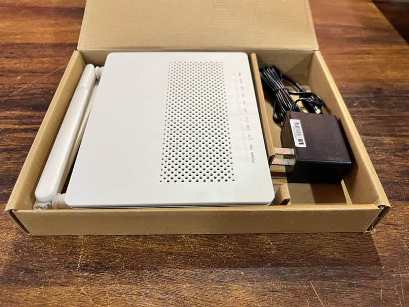 Huawei ONU HG8546M XPON FIBER OPTIC WIFI ROUTER (Without Box) 11