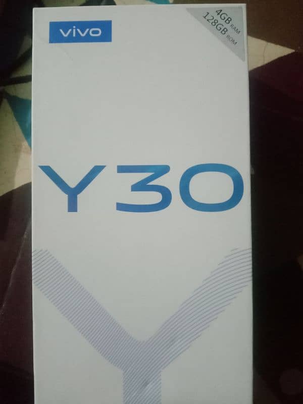 vivo Y30 with box 7