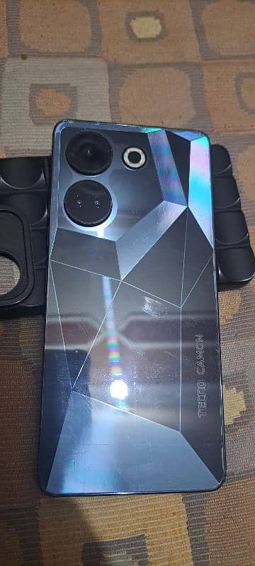 camon 20 pro 1