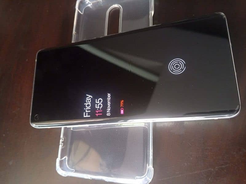 one plus 8 8gb 128gb condition 10 by 10/*03087474389 5