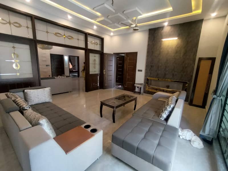 10 MARLA LIKE A NEW FULLY FURNISHED PORTION FOR RENT IN BAHRIA TOWN 2