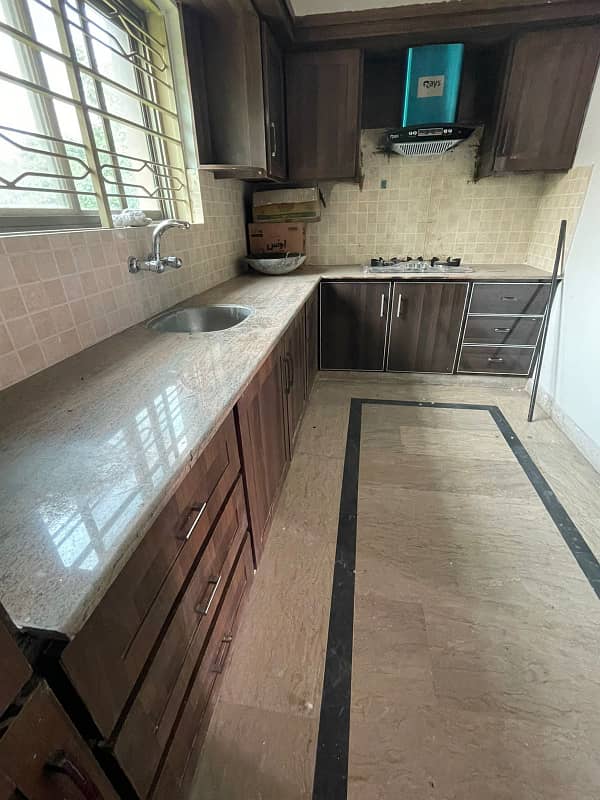 1 KANAL UPPER PORTION FOR RENT IN BAHRIA TOWN 2