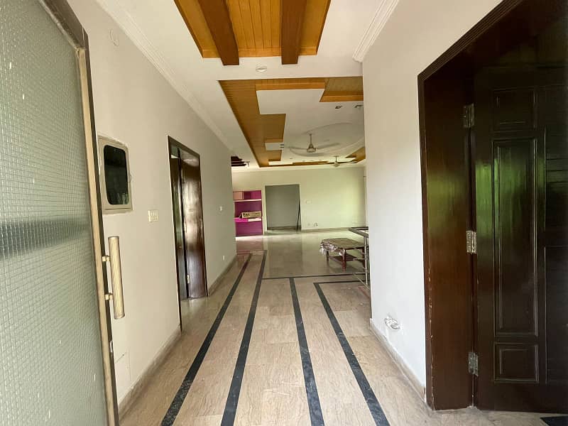 1 KANAL UPPER PORTION FOR RENT IN BAHRIA TOWN 5