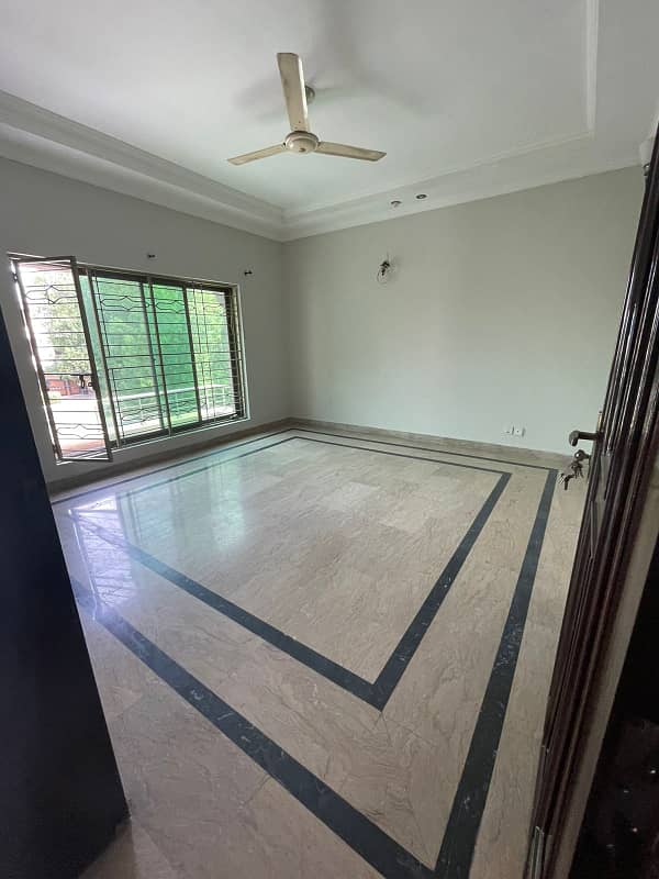 1 KANAL UPPER PORTION FOR RENT IN BAHRIA TOWN 8