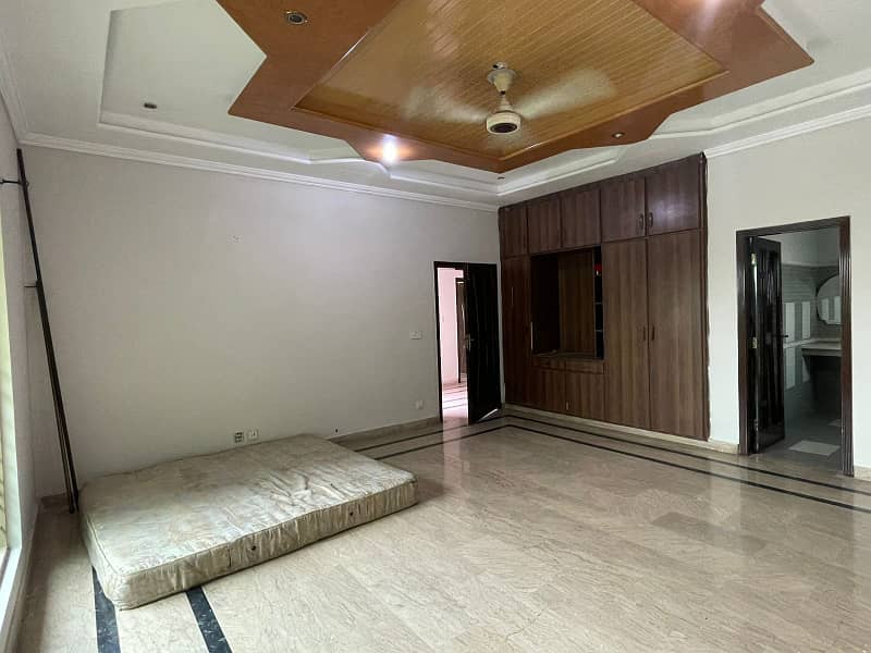 1 KANAL UPPER PORTION FOR RENT IN BAHRIA TOWN 11