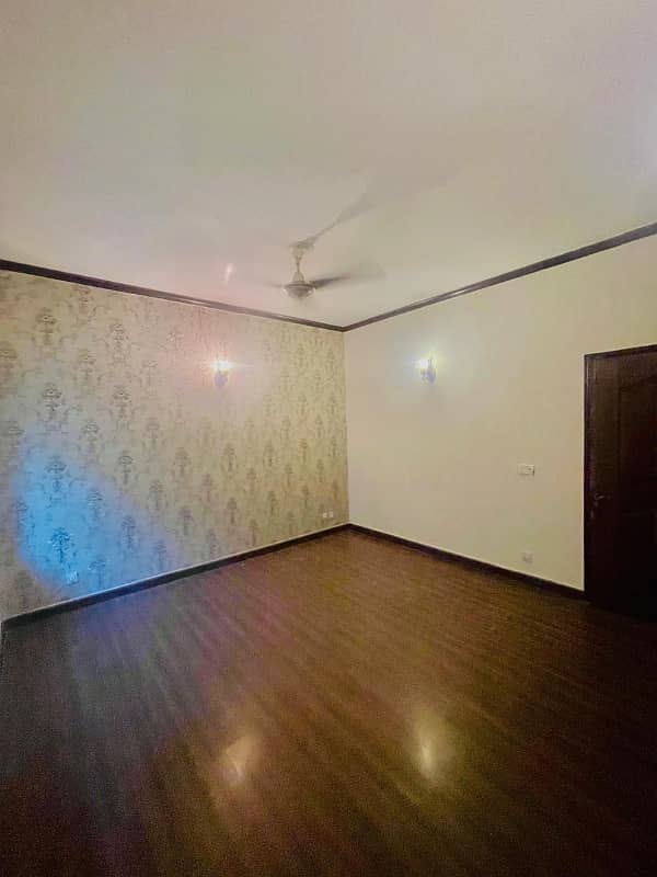 2 Kanal House For Rent In DHA Phase 2 4