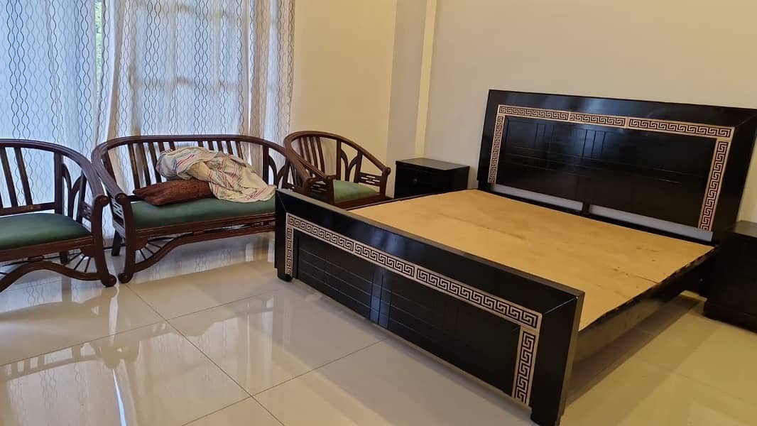 DREAM HOME OFFER 10 Marla Fully Furnished House Is Available For Rent In DHA Phase 5 Lahore At Super Hot Location. 100% Original pictures 1