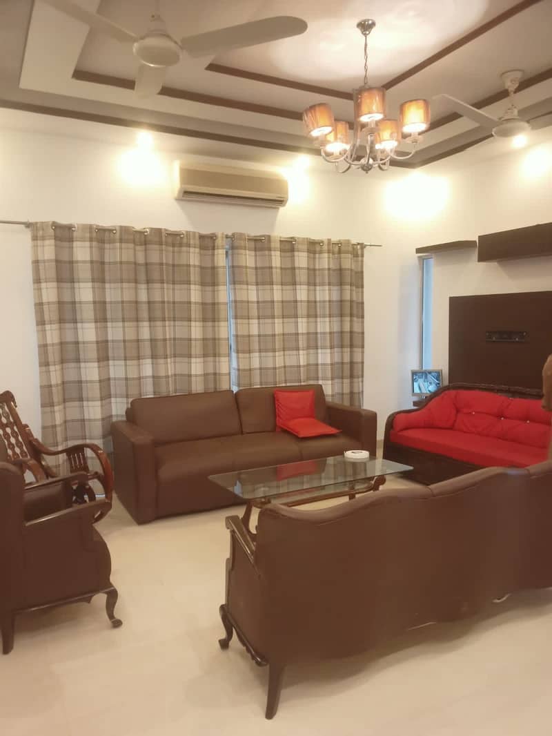 DREAM HOME OFFER 10 Marla Fully Furnished House Is Available For Rent In DHA Phase 5 Lahore At Super Hot Location. 100% Original pictures 9