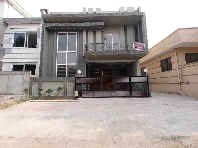 sale The Ideally Located House For An Incredible Price Of Pkr Rs. 37500000 0