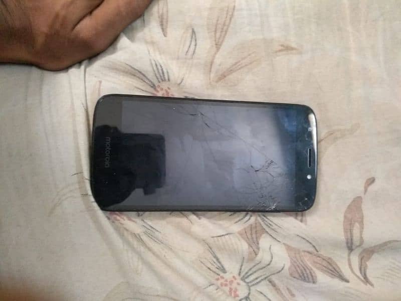 moto e5 play pta ok urgent sell 2