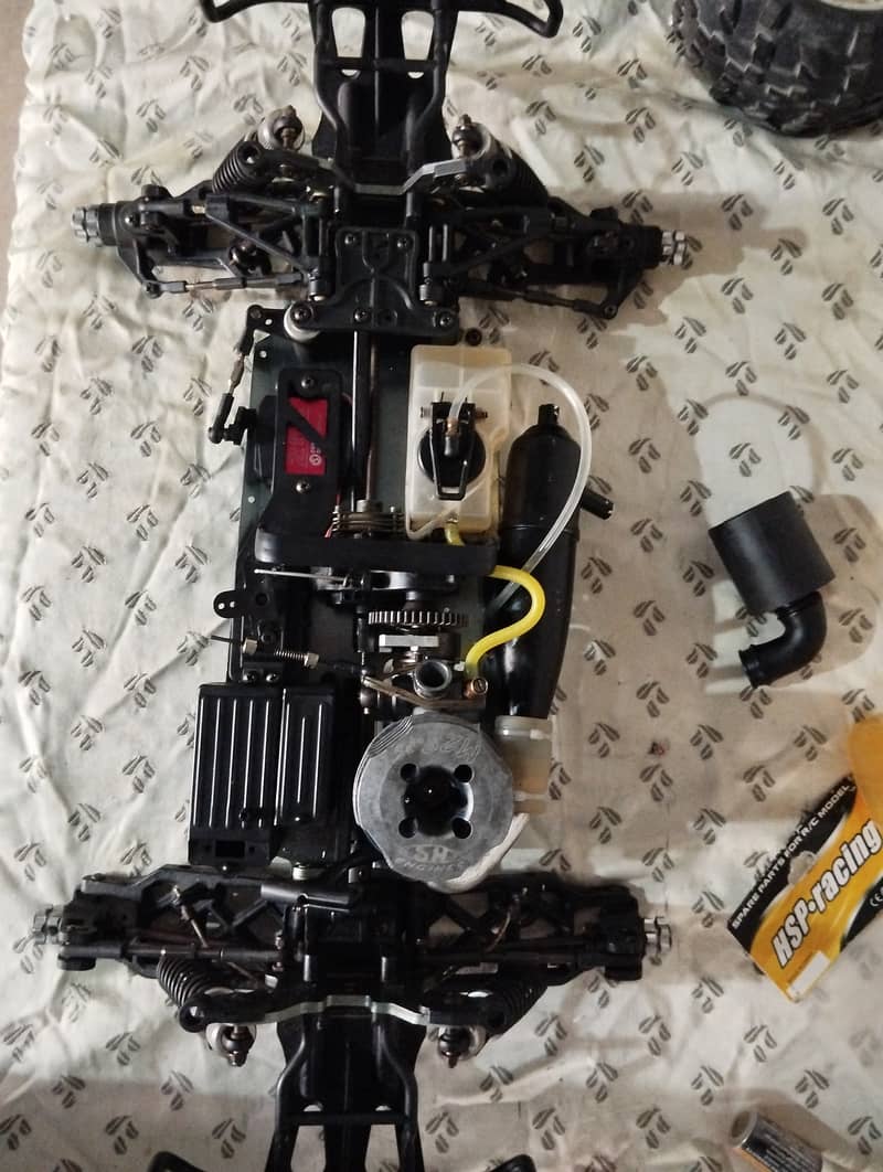 HSP NITRO Condition  LIKE NEW ENGINE START HE ALL OKAY HE. 1