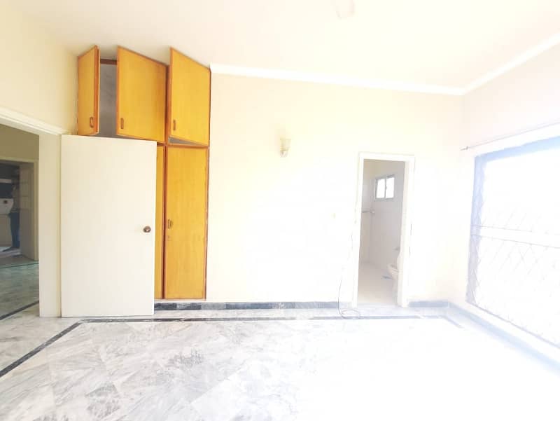 Affordable 10 Marla Upper Portion House For Rent In DHA Phase 1,Block P, Lahore. 2