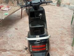 Almost new scooty condition just use 3 month