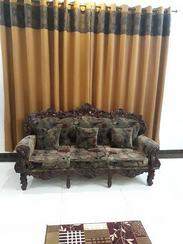 Leather sofa set for drawing room or lounge and chinioti sofa set 3