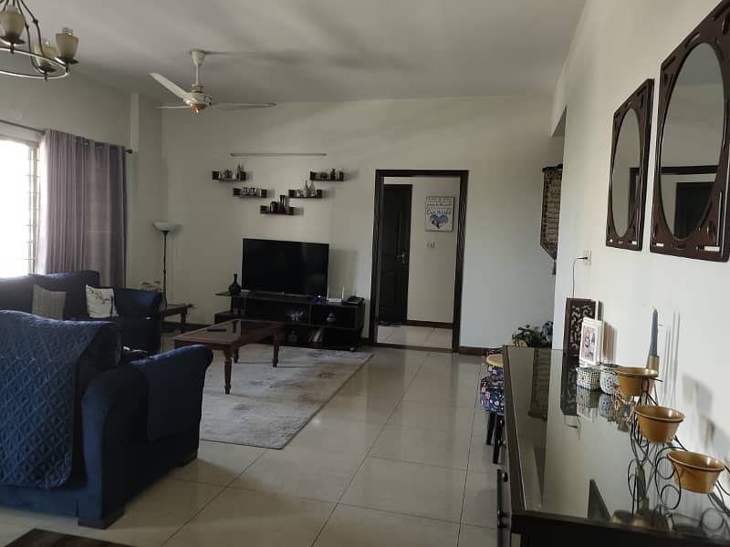 Superb Location 12 Marla 4 Bed Flat On 2nd Floor For Sale In Askari 11 3