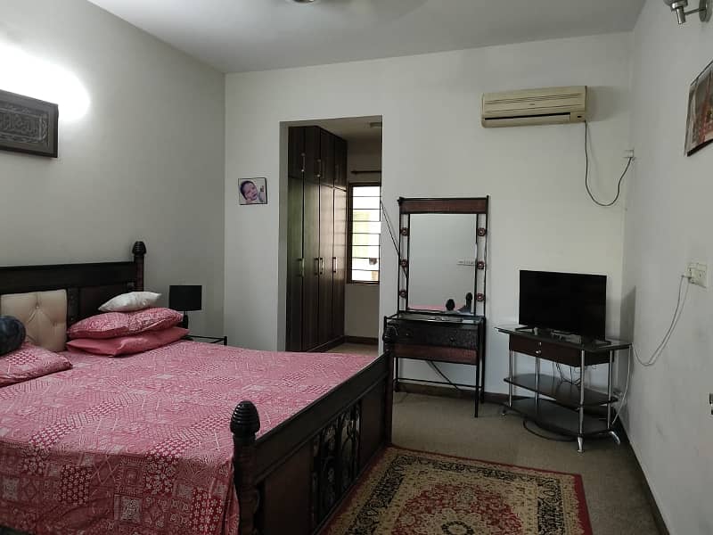 Superb Location 12 Marla 4 Bed Flat On 2nd Floor For Sale In Askari 11 7