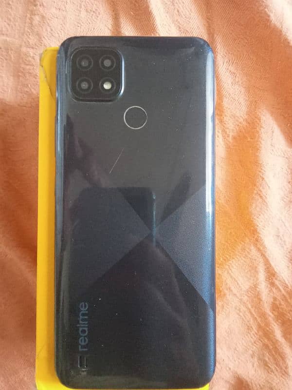 Realme C21 0