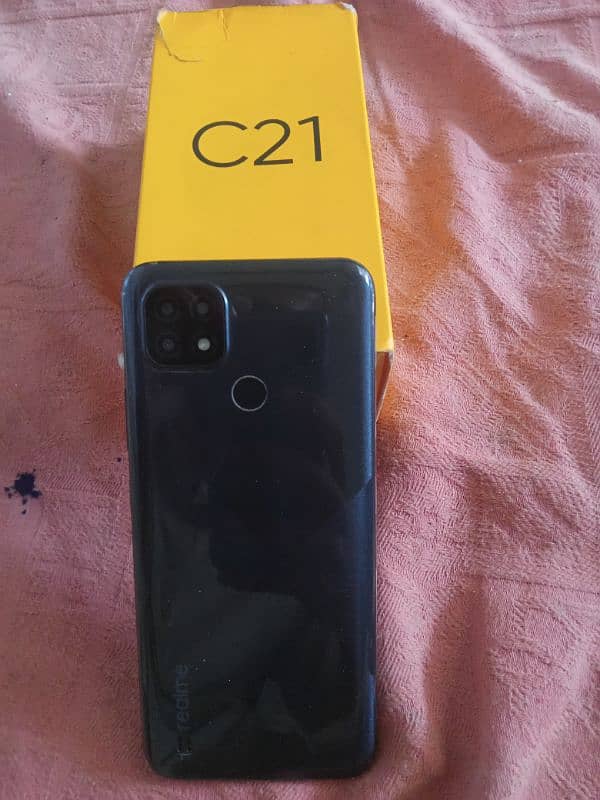 Realme C21 1