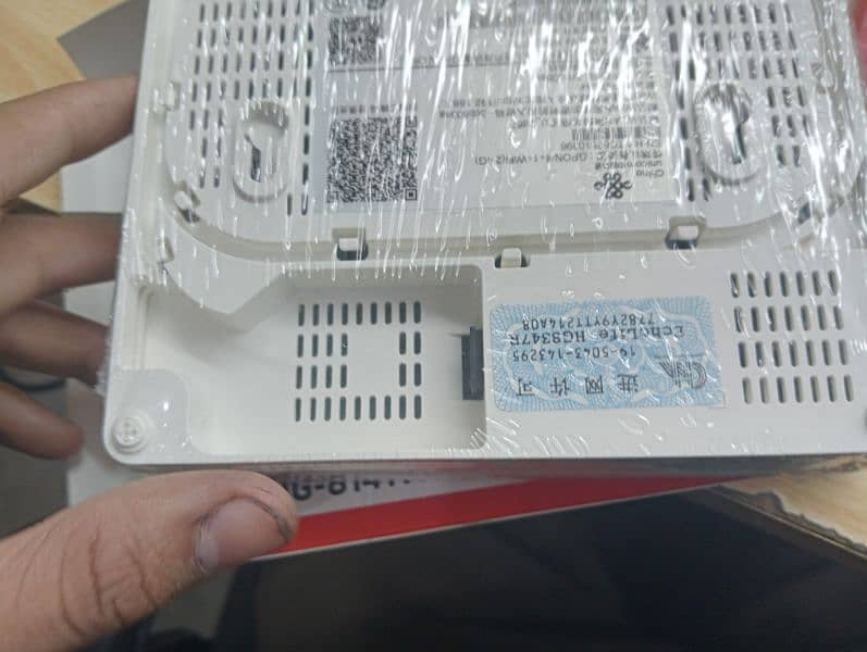 Huawei xpon Fiber Router 4