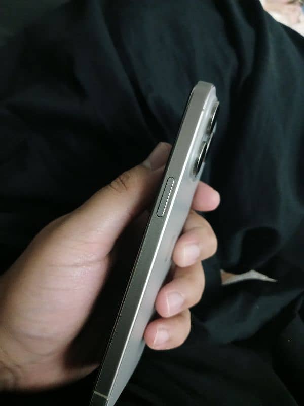 Apple iphone 15 pro max 256 hk(PTA APPROVE) 2