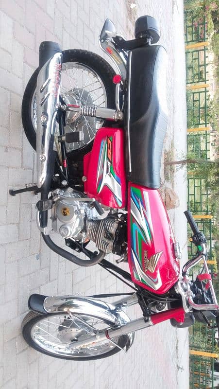 urgent sale Honda 125 isb number 10/10 0