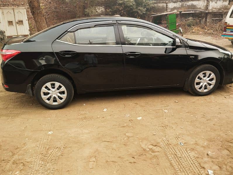 Toyota Corolla GLI Automatic 2015 Model 4