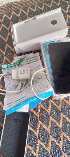 full ok set box charger b sath hai