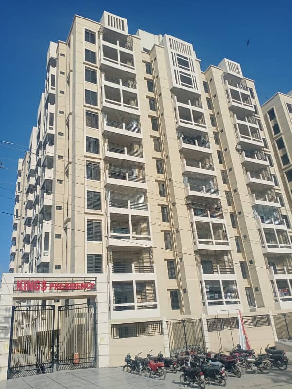 BRAND NEW 3 BED-DD FLAT (DIFFERENT FLOORS) AVAILABLE FOR RENT IN BOUNDARY WALL PROJECT KINGS PRESIDENCY, BLOCK-3 GULISTAN-E-JAUHAR 25