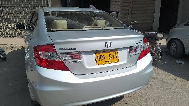 Honda Civic Oriel 2015 4