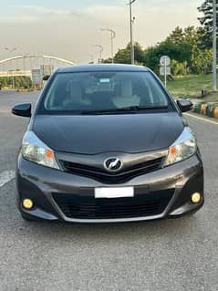 Toyota Vitz 2012