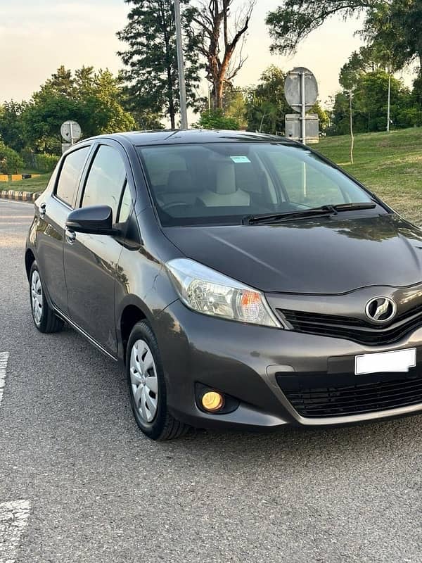 Toyota Vitz 2012 1