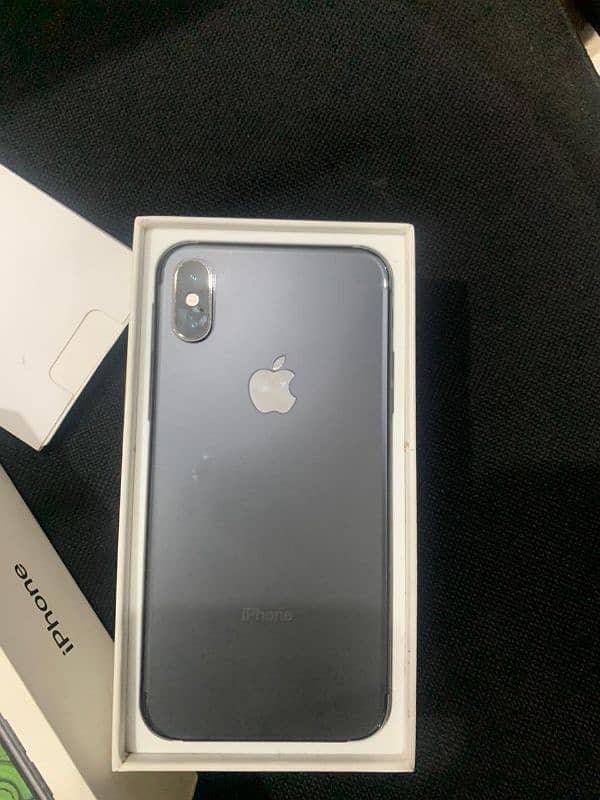 Iphone xs Factory Unlock 2