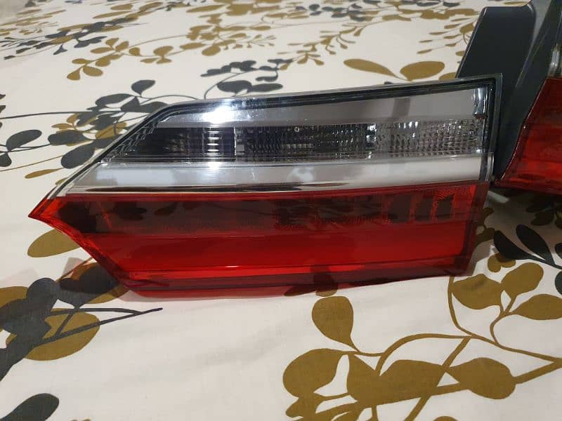 toyota corolla 2018-2024 genuine backlights/ taillights available 8