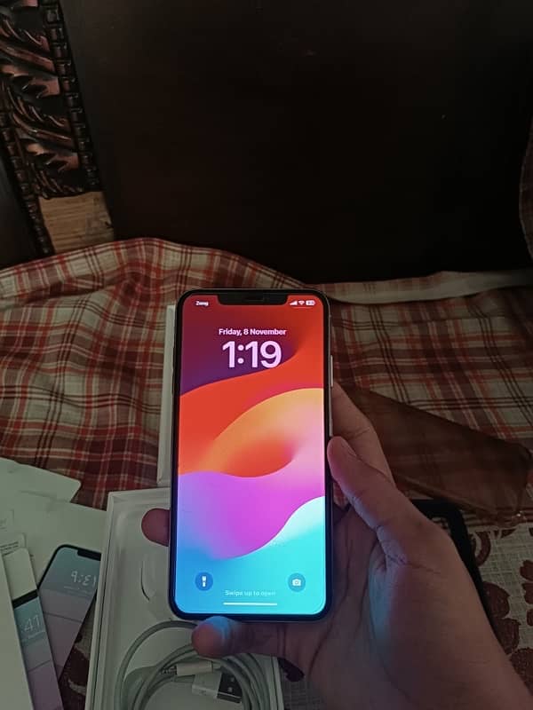 IPHONE XS MAX PTA APPROVED WITH COMPLETE BOX 3