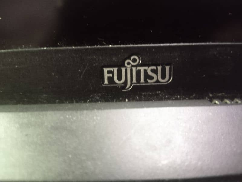 Fujitsu laptop for sale. 3