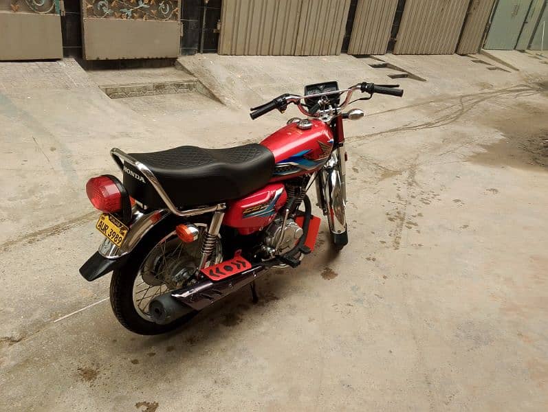 Honda 125 new condition 4