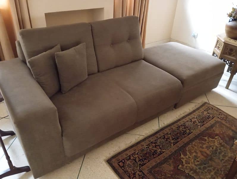 6 seater L shaped sofa with 6 cushions 1