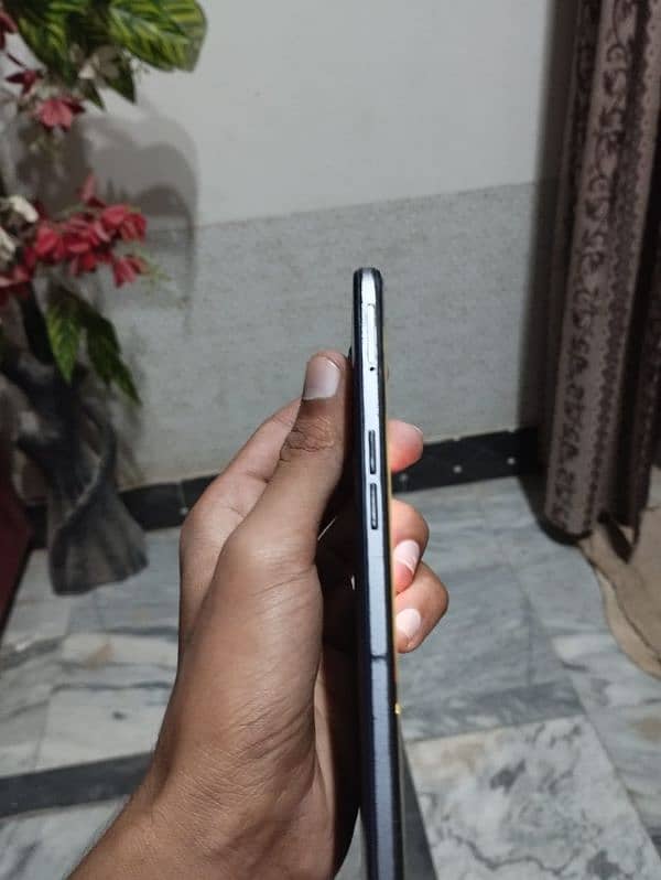 oppo f17 1